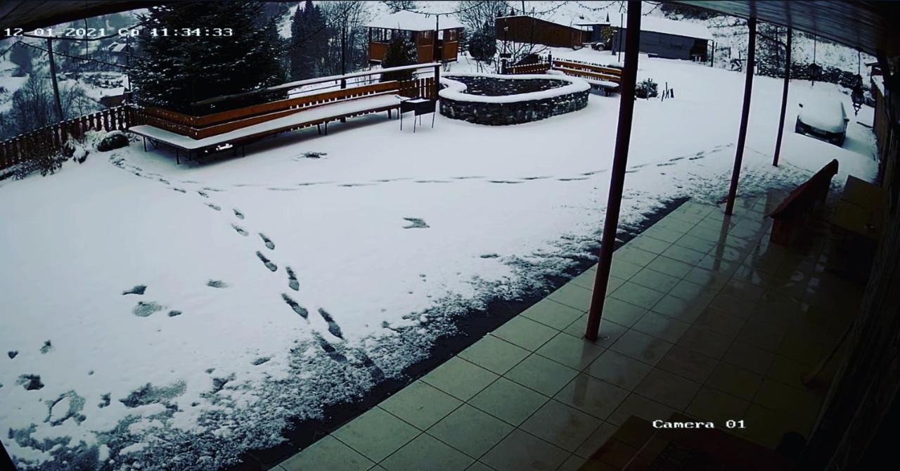 Privatna Sadiba Chalet オリアウチック エクステリア 写真